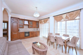 Bright 2 Bedroom Apartment Mayrig Building, with nice Balcony View, near Republic Square